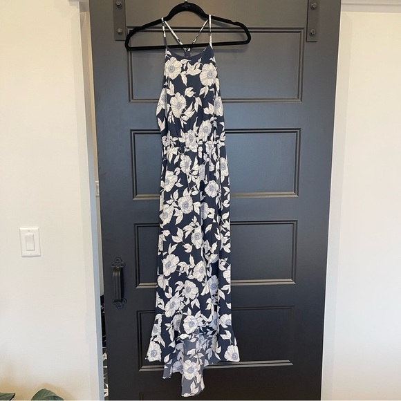 Lush Dresses & Skirts - Lush Navy Floral Maxi Dress xs
